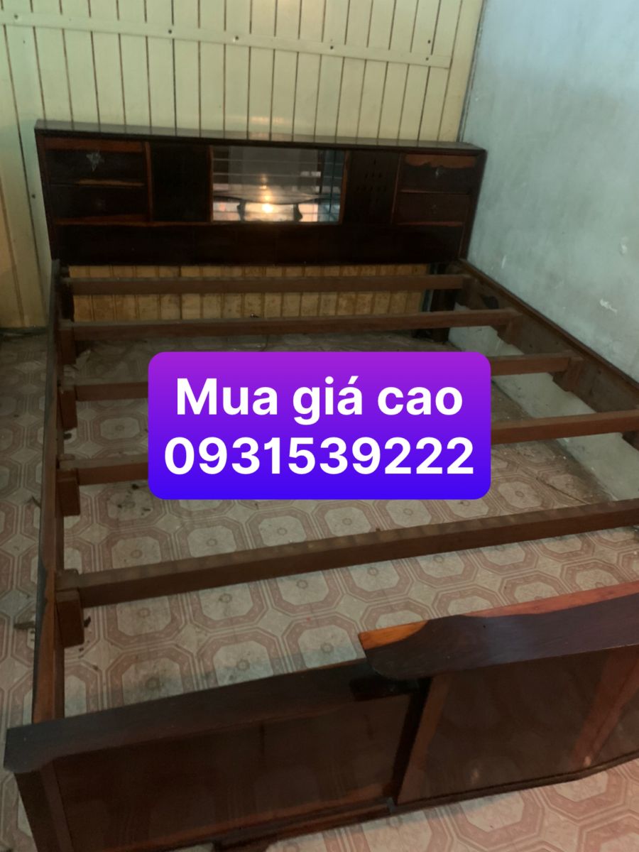  mua giường cũ xưa