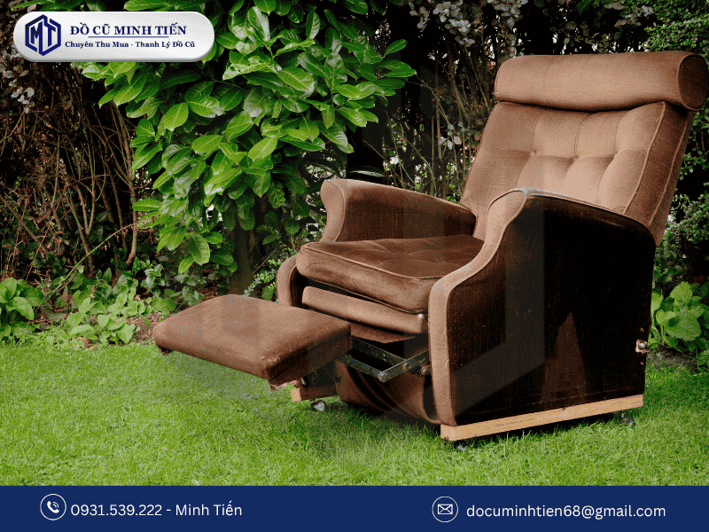 Mẹo bán ghế cũ chân quỳ giá tốt – Lưu ý khi định giá 3 Ảnh Mô Tả Bán Ghế Cũ Chân Quỳ Tại Đồ Cũ Minh Tiến