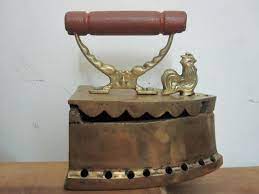 Thu Mua Bàn Ủi Con Gà Giá Cao Nhất Toàn Quốc 4 ban ui con ga a - đồ cũ Minh Tiến